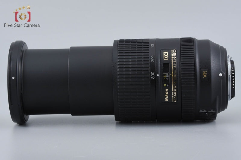 Nikon AF-S DX NIKKOR 18-300mm f/3.5-5.6 G ED VR
