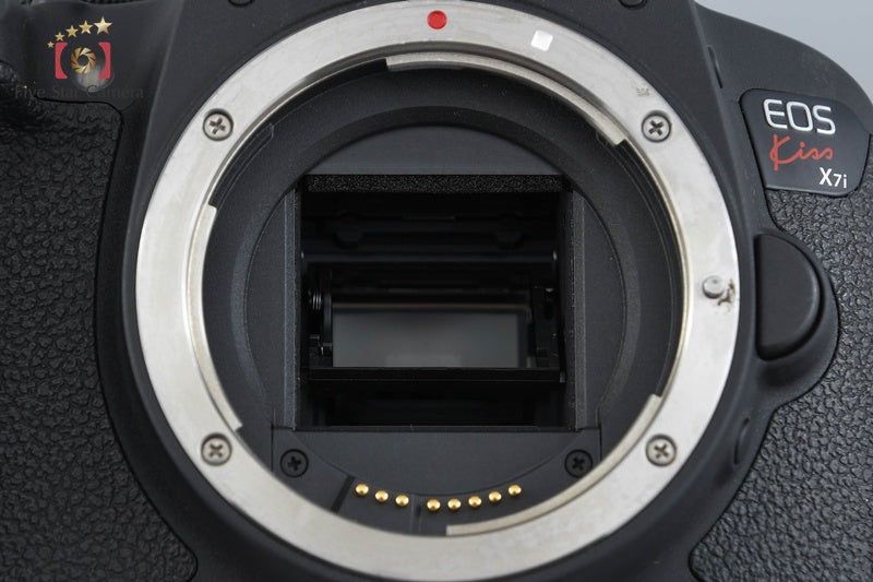 Canon EOS Kiss X7i / Rebel T5i / 700D 18.0 MP 18-55 IS STM Lens