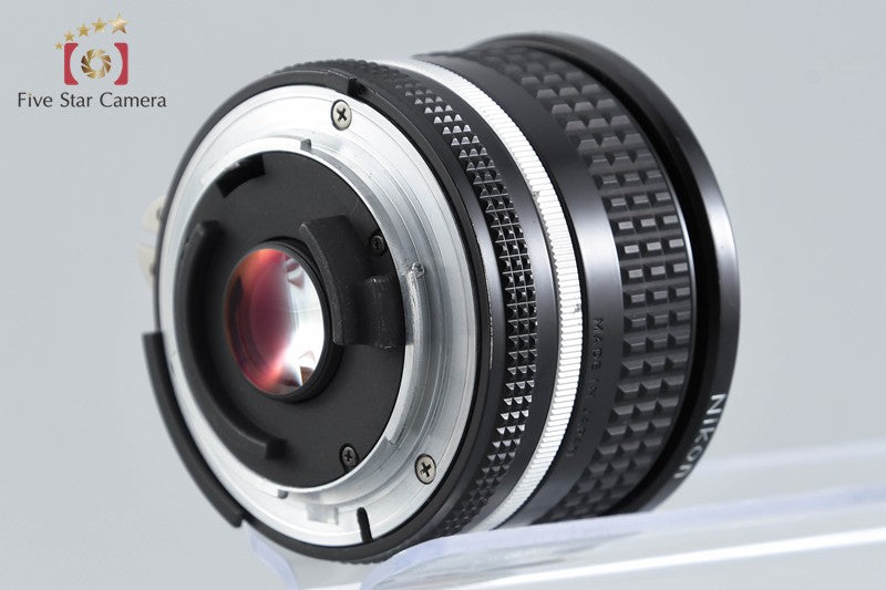 Nikon Ai-S NIKKOR 20mm f/2.8
