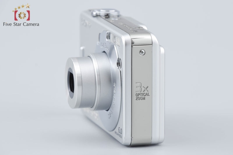 SONY Cyber-shot DSC-W50 Silver 6.0 MP Digital Camera [Japanese Language Only]
