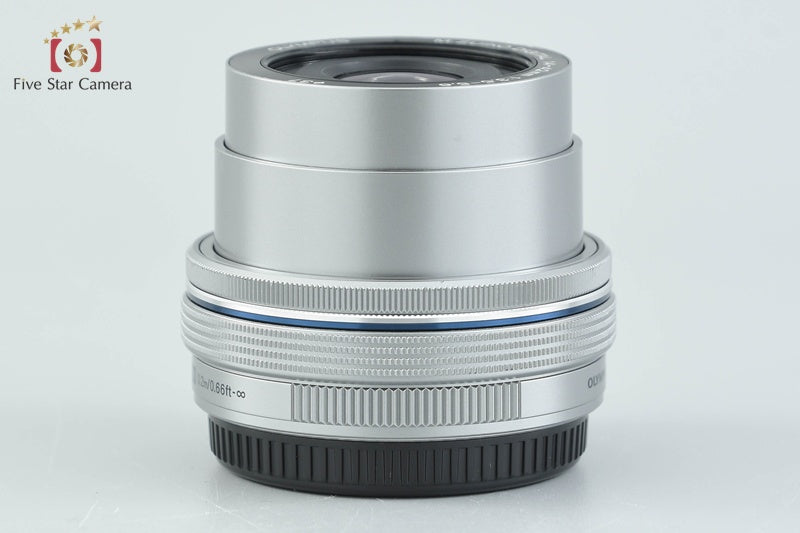 Olympus M.ZUIKO DIGITAL ED 14-42mm f/3.5-5.6 EZ Silver