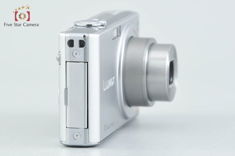 Panasonic LUMIX DMC-FX35 Silver 10.1 MP Digital Camera [Japanese Language Only]