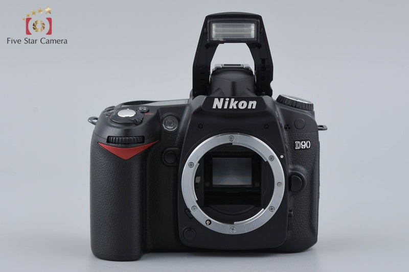 Nikon D90 12.3 MP DSLR Camera AF-S DX 18-105 G VR Lens