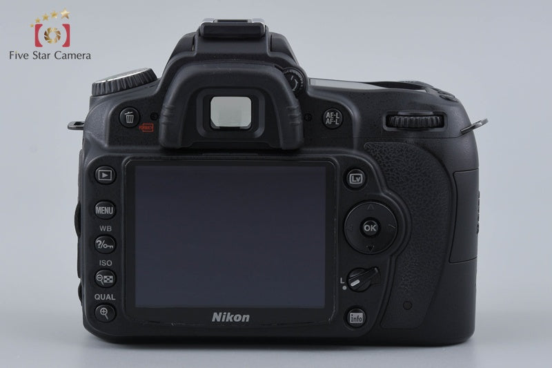 Nikon D90 12.3 MP DSLR Camera AF-S DX 18-105 G VR Lens