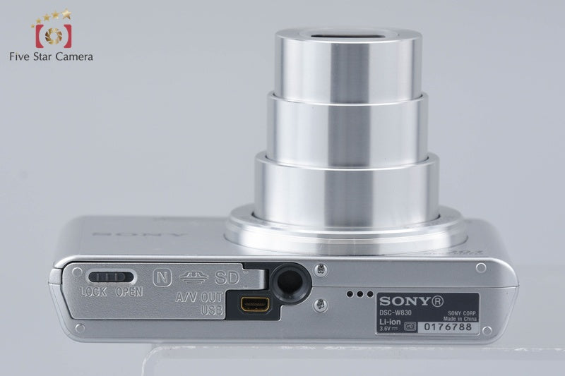 Sony Cyber-Shot DSC-W830 Silver 20.1 MP Digital Camera [Japanese Language Only]
