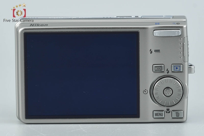 Nikon COOLPIX S600 Titan Silver 10.0 MP Digital Camera