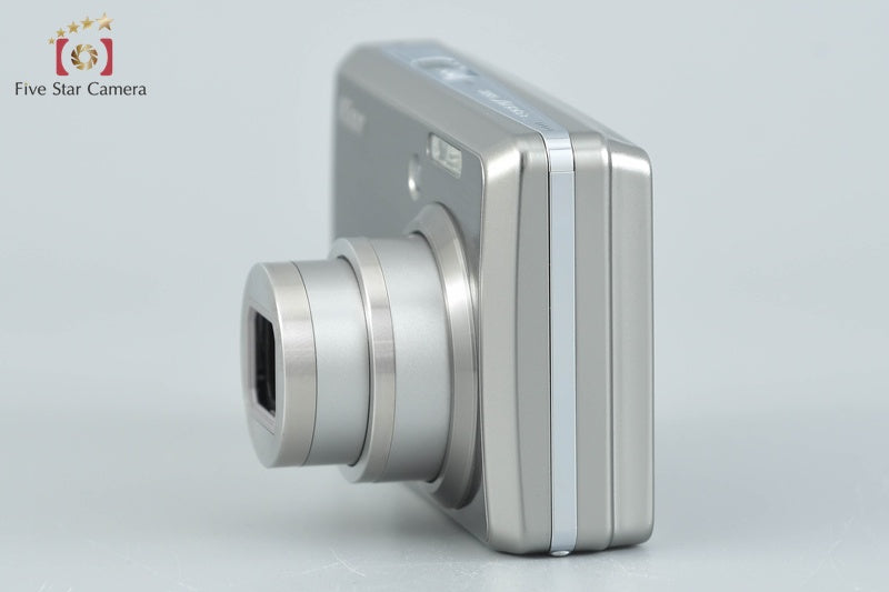 Nikon COOLPIX S600 Titan Silver 10.0 MP Digital Camera