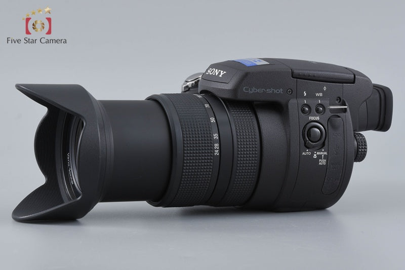 Sony Cyber-Shot DSC-R1 10.3 MP Digital Camera [Japanese Language Only]