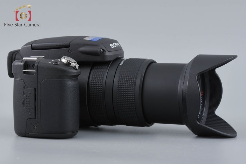 Sony Cyber-Shot DSC-R1 10.3 MP Digital Camera [Japanese Language Only]