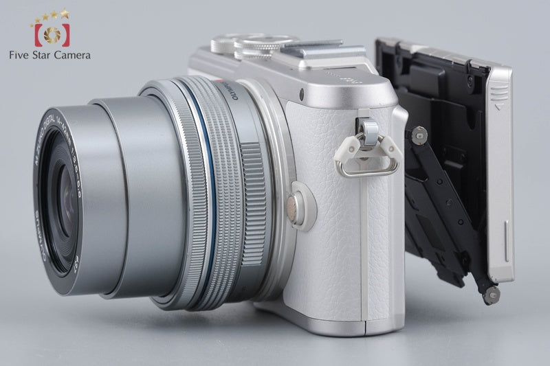 Shutter count 766 Olympus PEN E-PL8 White 16.1 MP 14-42 EZ Lens