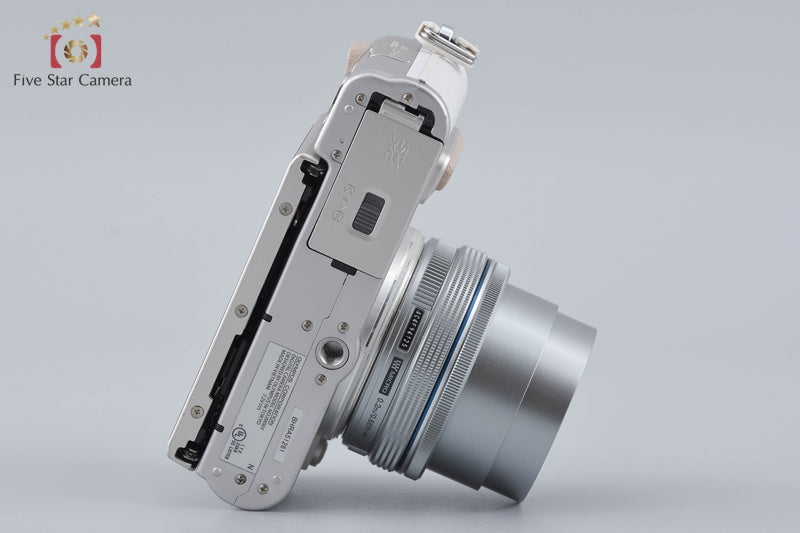 Shutter count 766 Olympus PEN E-PL8 White 16.1 MP 14-42 EZ Lens