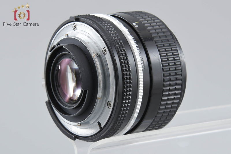 Nikon Ai NIKKOR 24mm f/2.8