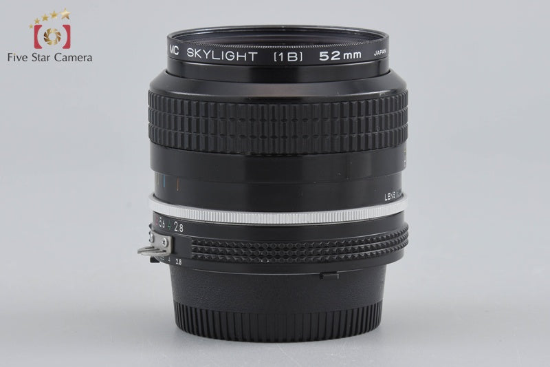 Nikon Ai NIKKOR 24mm f/2.8