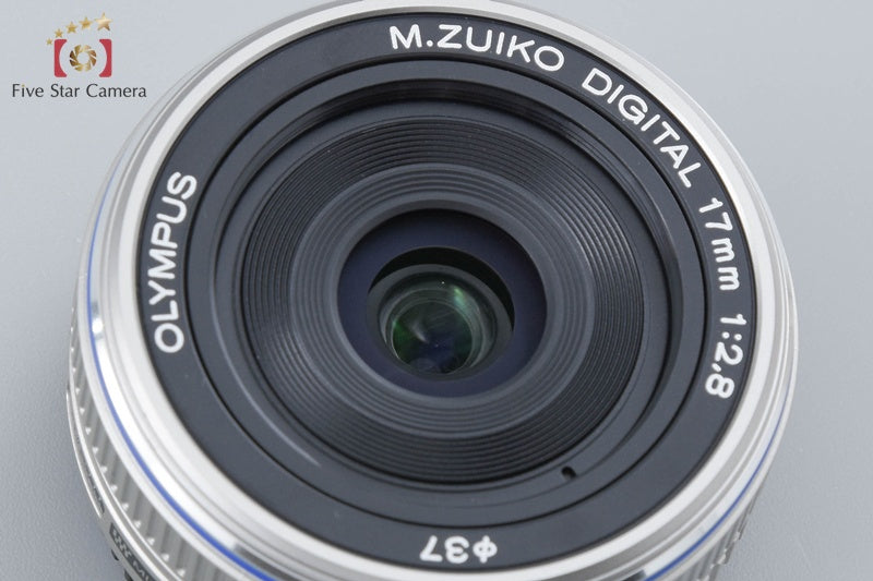 Olympus M.ZUIKO DIGITAL 17mm f/2.8 Silver