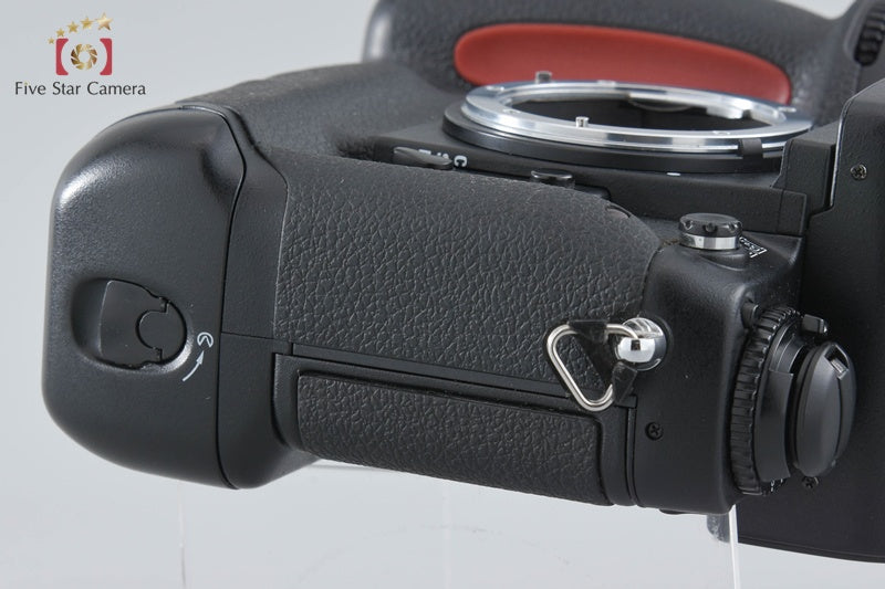 Nikon F5 35mm SLR Film Camera Body