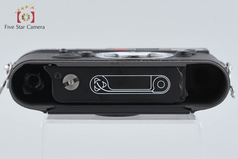 Leica M6 Black 35mm Rangefinder Film Camera Body w/ Box