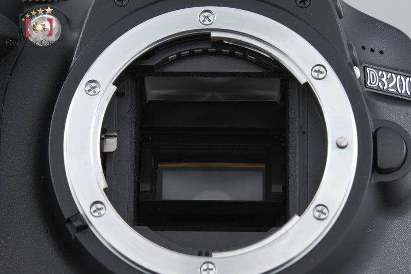 Nikon D3200 Black 24.2 MP DSLR 18-55 VR Lens