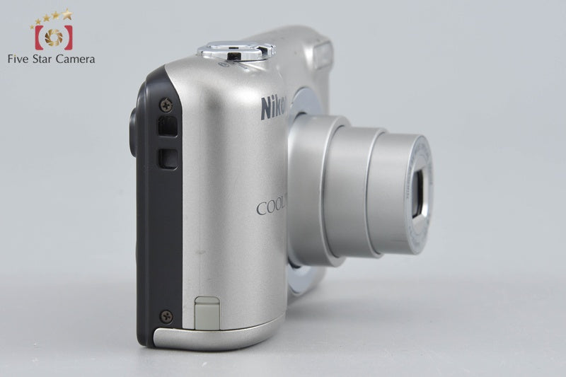 Nikon COOLPIX A10 Silver 16.2 MP Digital Camera