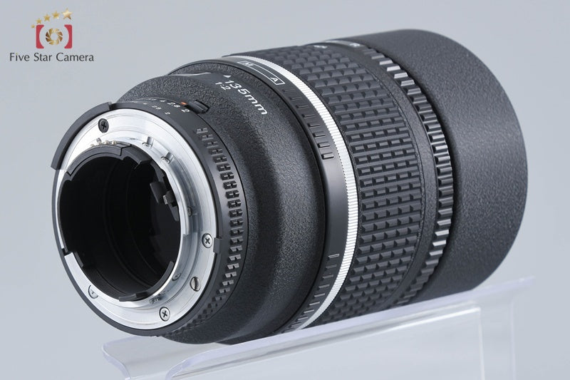 Nikon AF DC NIKKOR 135mm f/2 w/ Box