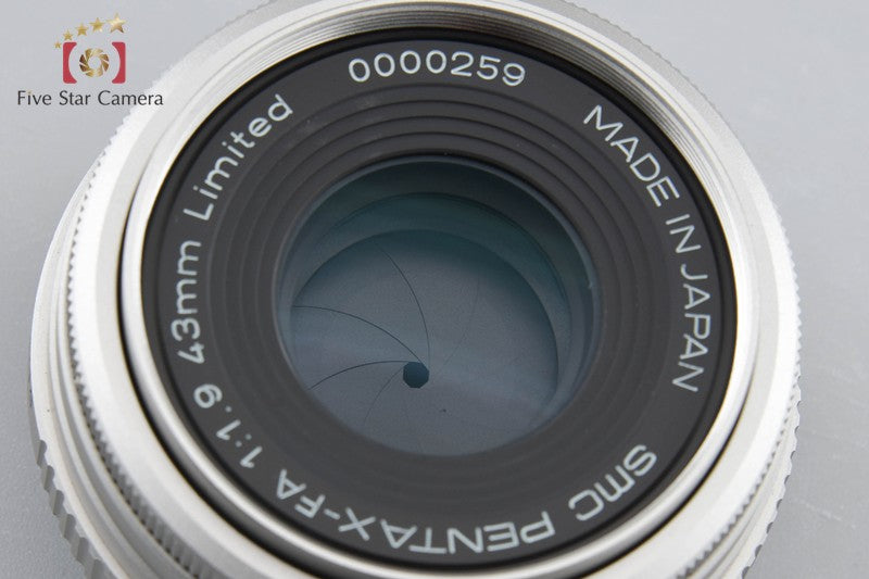 PENTAX SMC FA 43mm f/1.9 Limited Silver