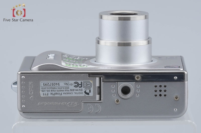 Fujifilm FinePix F11 6.3 MP Digital Camera