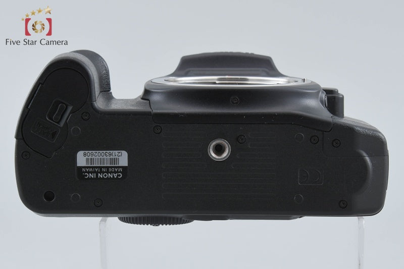 Canon EOS 7 35mm SLR Film Camera Body + BP-300 Battery pack