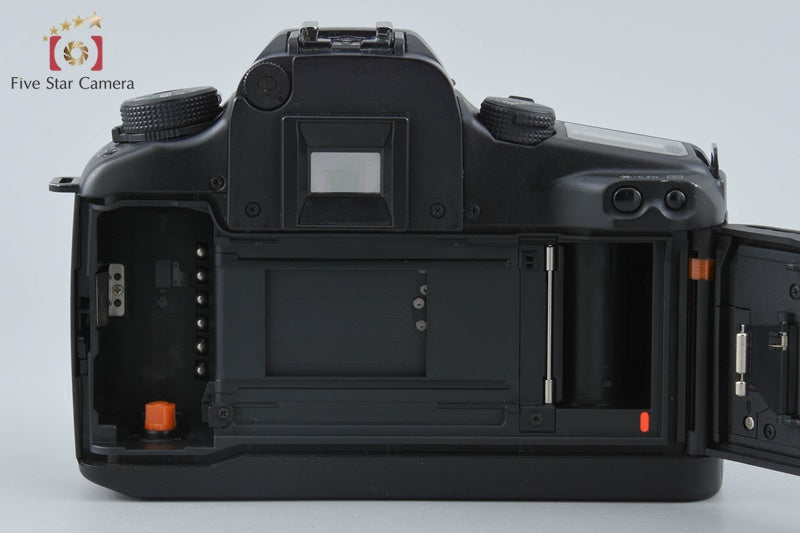 Canon EOS 7 35mm SLR Film Camera Body + BP-300 Battery pack