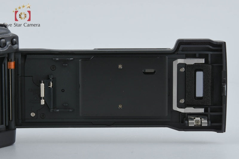 Canon EOS 7 35mm SLR Film Camera Body + BP-300 Battery pack