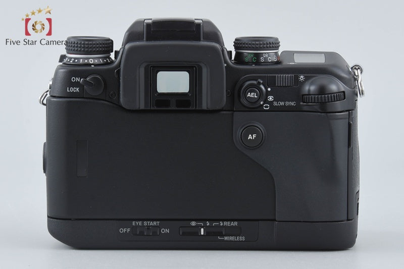 Minolta α-9 Maxxum 9 Dynax 9 35mm SLR Film Camera
