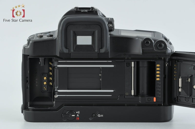 Canon EOS 3 35mm SLR Film Camera Body