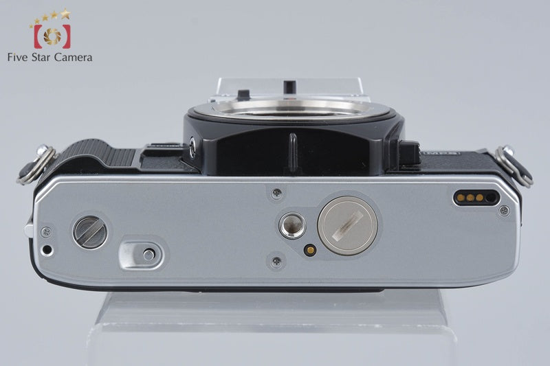 Minolta X-700 Silver 35mm SLR Film Camera Body