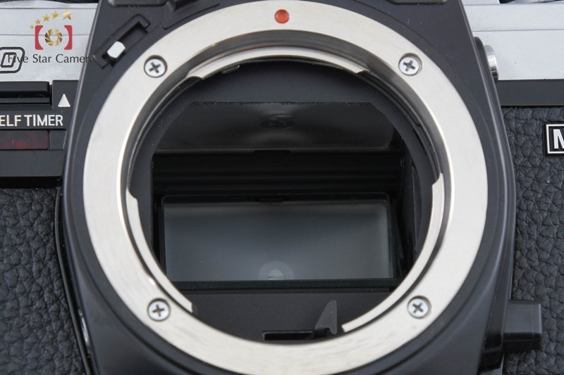 Minolta X-700 Silver 35mm SLR Film Camera Body