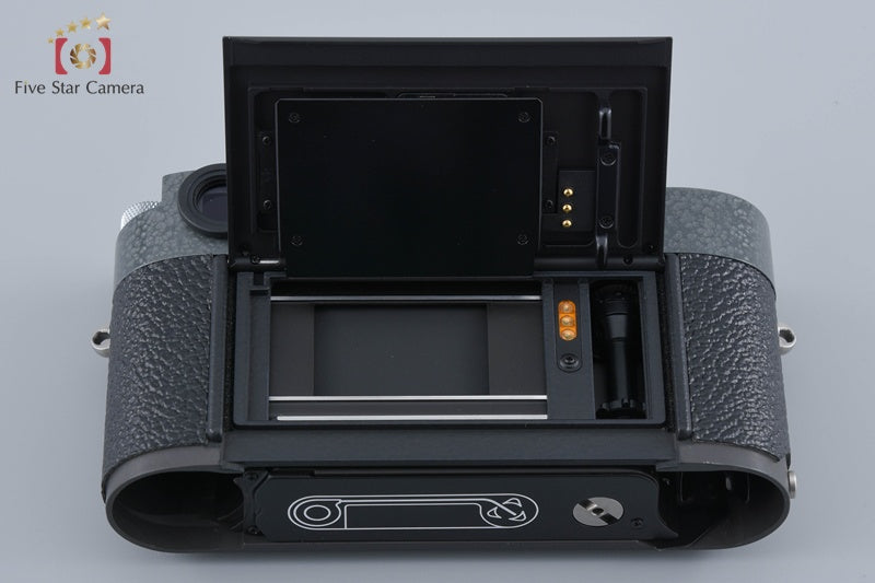 Leica MP 0.72 Hammer Tone LHSA Model 35mm Rangefinder Film Camera Body