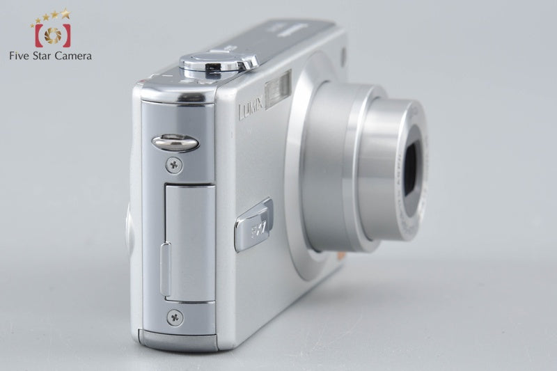 Panasonic LUMIX DMC-FX7 Silky Silver 5.0 MP Digital Camera