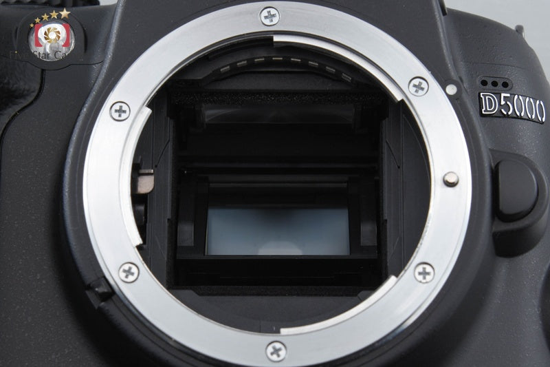 "Shutter count 1,478" Nikon D5000 12.3 MP DSLR Camera Body