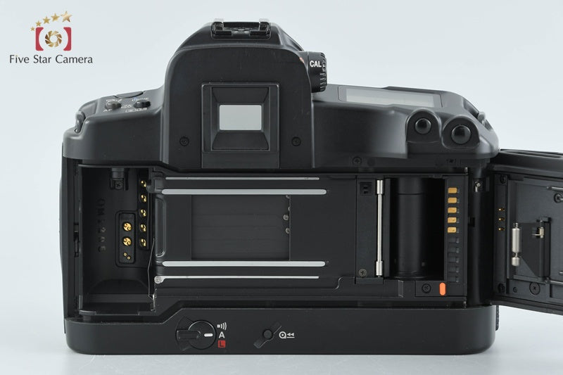 Canon EOS 3 35mm SLR Film Camera Body