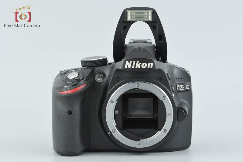 Nikon D3200 Black 24.2 MP DSLR 18-55 VR Lens
