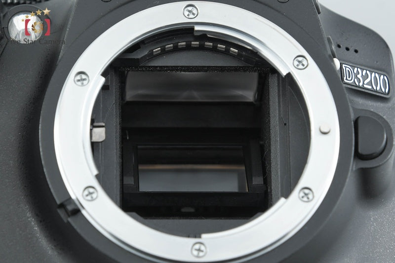 Nikon D3200 Black 24.2 MP DSLR 18-55 VR Lens