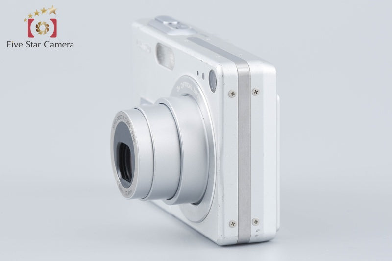 Casio EXILIM EX-Z40 Silver 4.0 MP Digital Camera