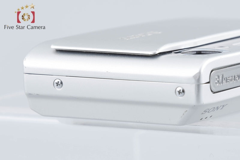 Sony Cyber-Shot DSC-T70 Silver 8.1 MP Digital Camera [Japanese Language Only]