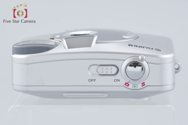 Fujifilm FinePix A201 2.0 MP Digital Camera [Japanese Language Only]