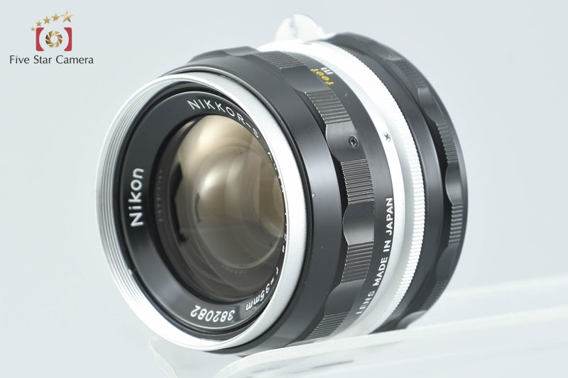 Nikon NIKKOR-S Auto 35mm f/2.8 Non Ai Lens