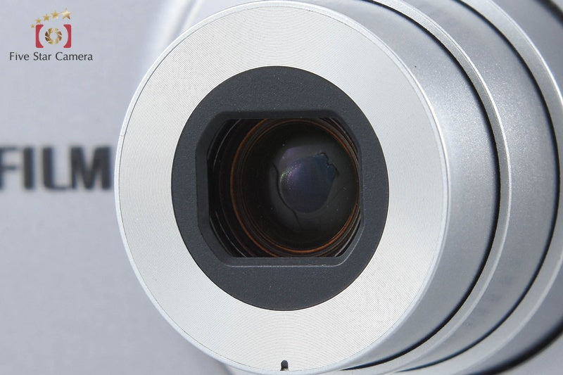 Fujifilm FinePix JX550 Silver 16.0 MP Digital Camera