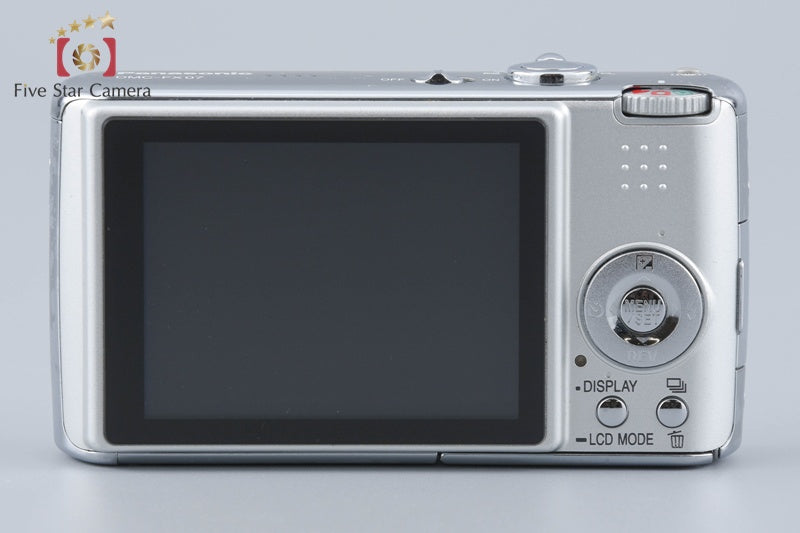 Panasonic LUMIX DMC-FX07 Silky Silver 7.2 MP Digital Camera