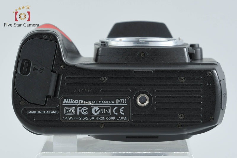 Nikon D70 6.1 MP Digital SLR Camera Body
