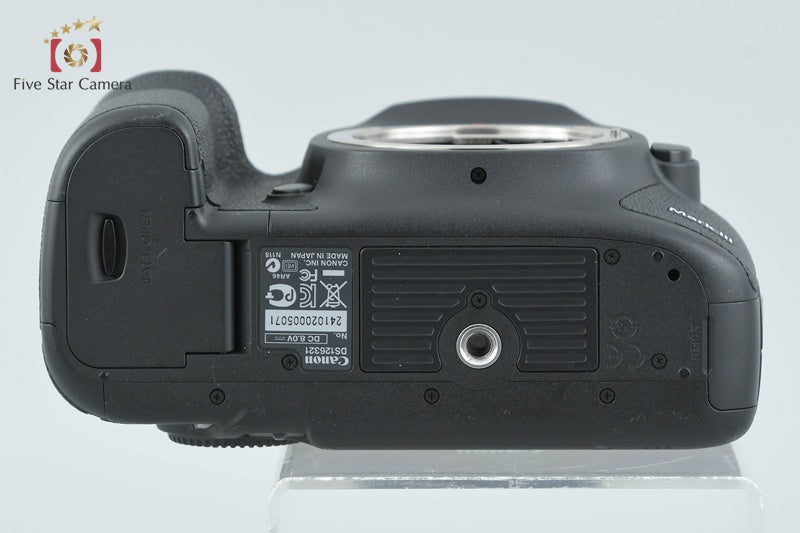 Canon EOS 5D Mark III 22.3 MP DSLR Camera Body