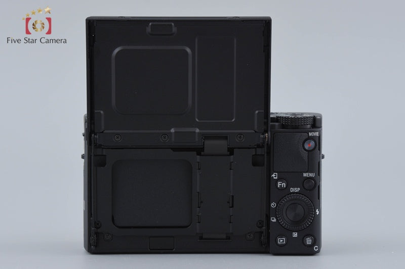Sony Cyber-Shot DSC-RX100M7 20.1 MP Digital Camera [Japanese Language Only]