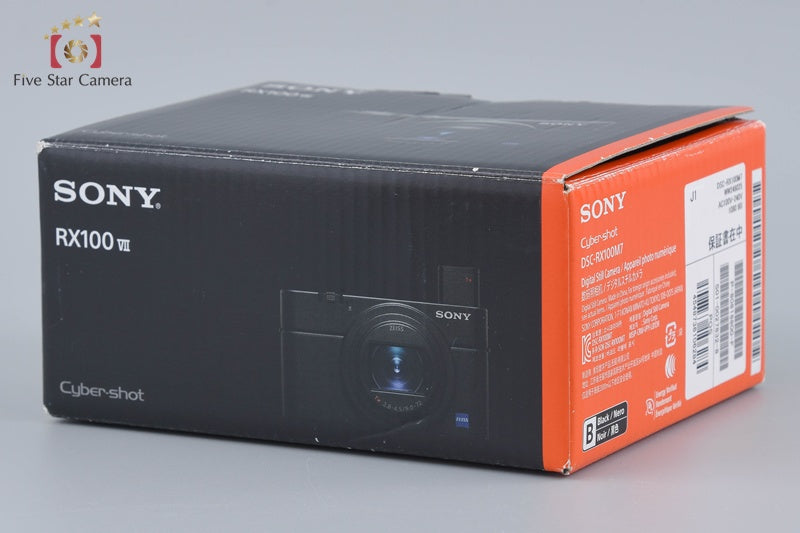 Sony Cyber-Shot DSC-RX100M7 20.1 MP Digital Camera [Japanese Language Only]