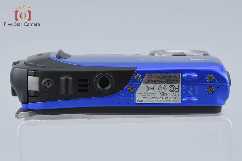 Fujifilm FinePix XP70 Blue 16.4 MP Digital Camera w/ Box