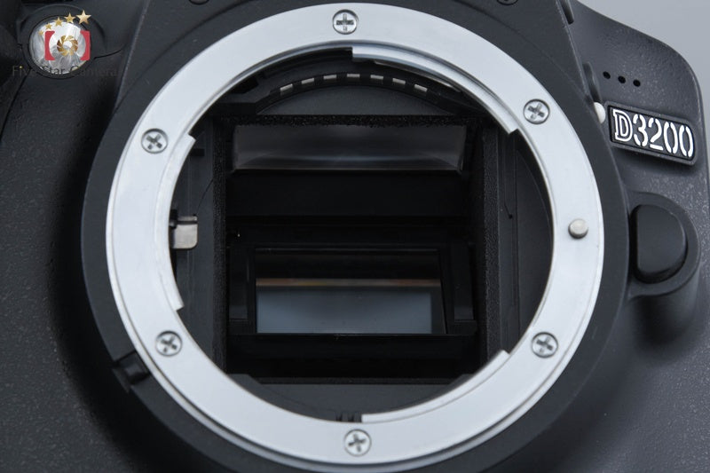 Nikon D3200 Black 24.2 MP DSLR 18-55 VR Lens